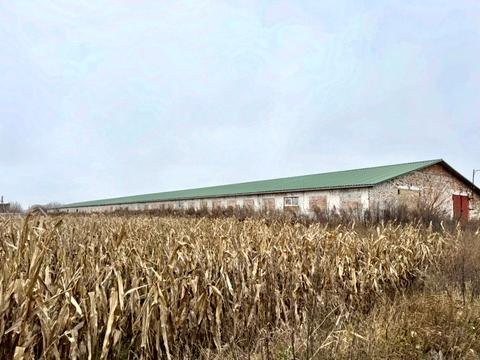 комерційна за адресою Набережна, 8