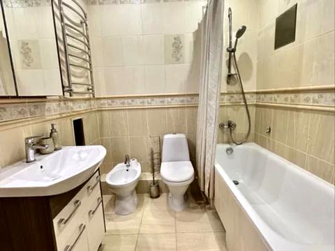 квартира по адресу Александра Мишуги ул., 12