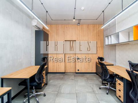 комерційна за адресою Саксаганського вул., 37