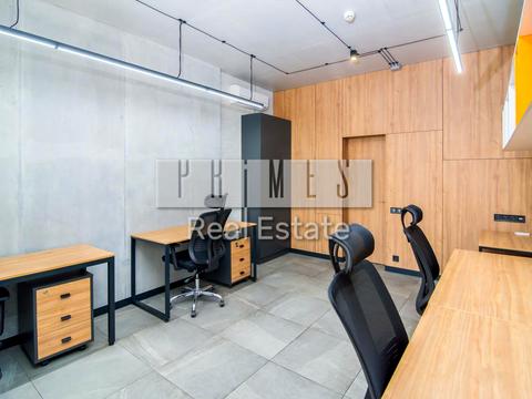 комерційна за адресою Саксаганського вул., 37