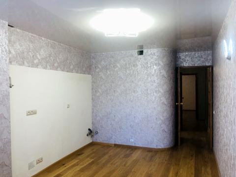 квартира за адресою Анни Ахматової вул., 11