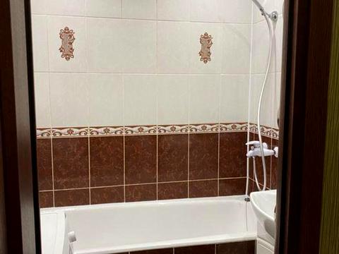 квартира за адресою Київ, Романа Шухевича просп. (Генерала Ватутіна), 12-А