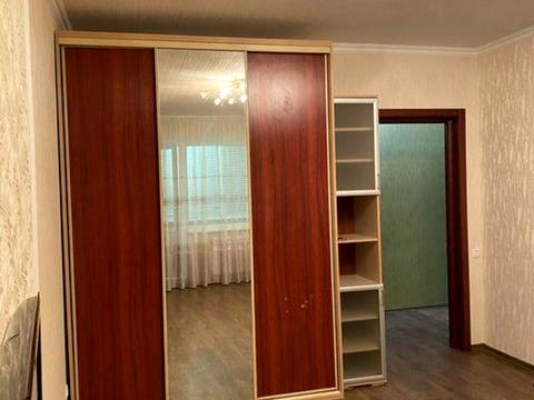 квартира за адресою Київ, Романа Шухевича просп. (Генерала Ватутіна), 12-А