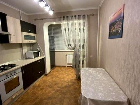 квартира за адресою Київ, Романа Шухевича просп. (Генерала Ватутіна), 12-А