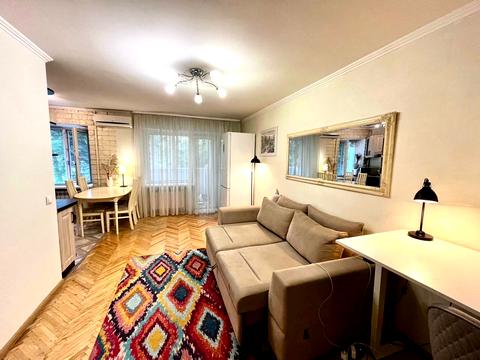 квартира за адресою Миколи Міхновського бульв. (Дружби народів), 19-А