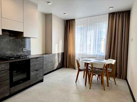 квартира за адресою Юліана Матвійчука вул. (), 141