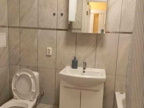 квартира за адресою Ревуцького вул., 54