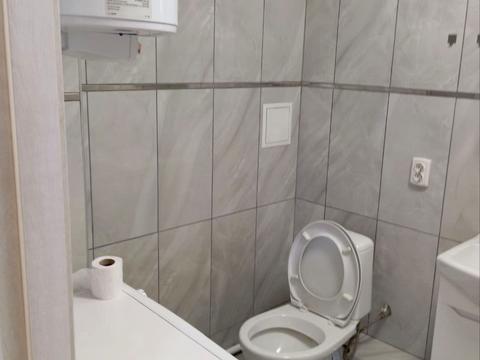 квартира за адресою Ревуцького вул., 54