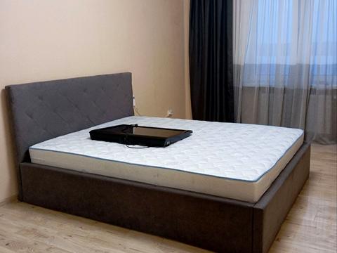 квартира за адресою Ревуцького вул., 54