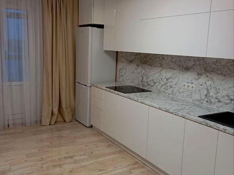 квартира за адресою Ревуцького вул., 54