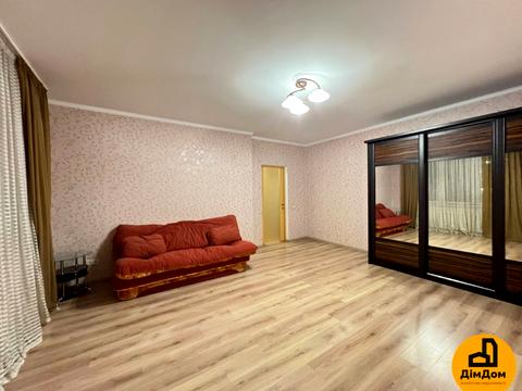 квартира за адресою Олени Пчілки вул., 2-А