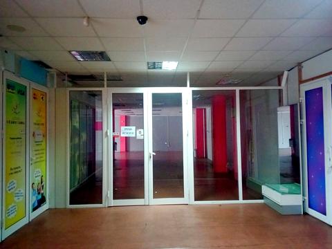 комерційна за адресою Андрія Малишка вул., 5