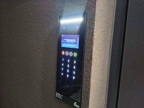 квартира за адресою Пустомити, Садова вул., 77 к1