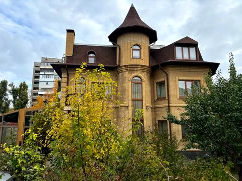 дом по адресу Ніла Армстронга ул. (Казакова)