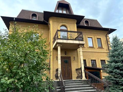 дом по адресу Ніла Армстронга ул. (Казакова)