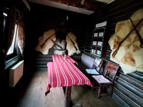 коммерческая по адресу Валовая ул., 4а