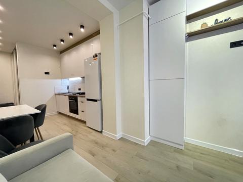 квартира за адресою Молодіжна вул., 4