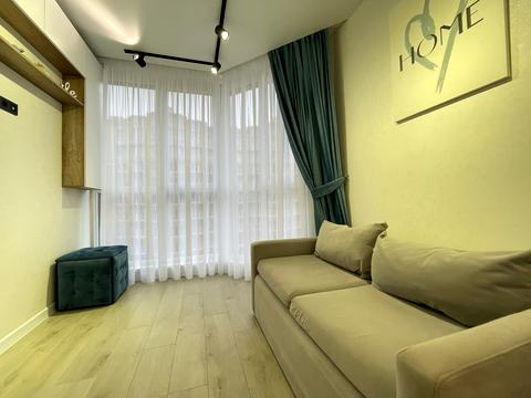 квартира за адресою Молодіжна вул., 4