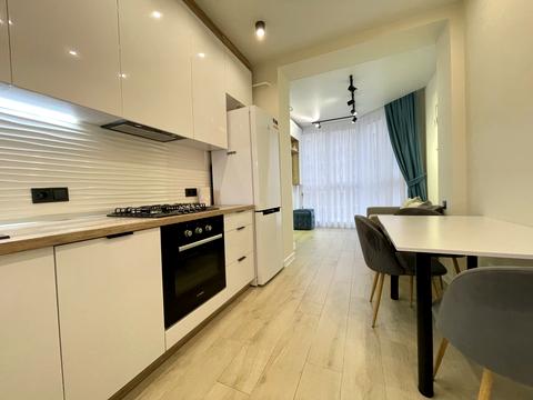 квартира за адресою Молодіжна вул., 4