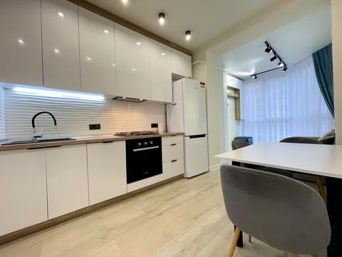 квартира за адресою Молодіжна вул., 4