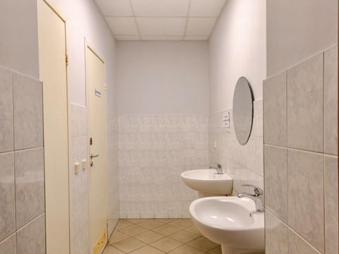 комерційна за адресою Гетьмана Павла Скоропадського вул. (Льва Толстого), 63