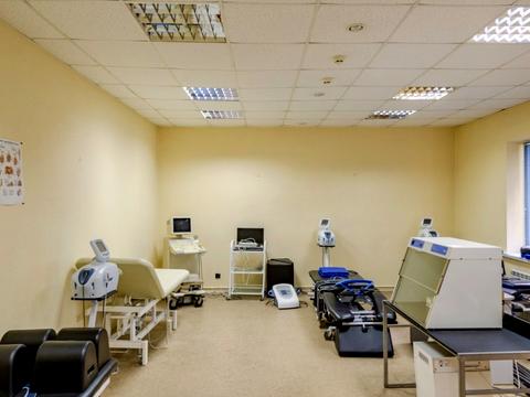 комерційна за адресою Гетьмана Павла Скоропадського вул. (Льва Толстого), 63