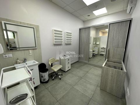 коммерческая по адресу Академика Глушкова просп., 9-Д