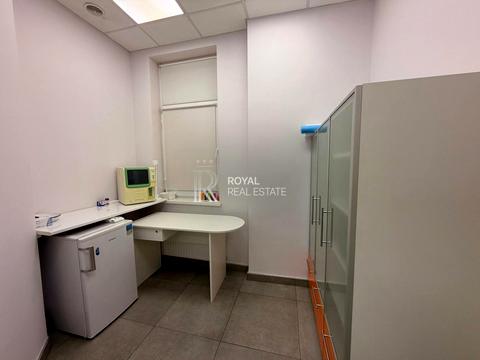 коммерческая по адресу Академика Глушкова просп., 9-Д