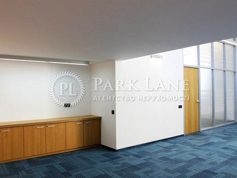 коммерческая по адресу Евгения Коновальца ул. (Щорса), 44-А