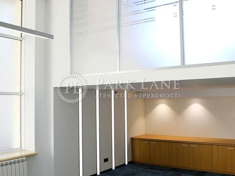 коммерческая по адресу Евгения Коновальца ул. (Щорса), 44-А