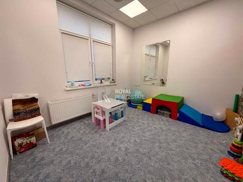 коммерческая по адресу Академика Глушкова просп., 9-Д