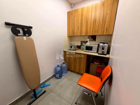 коммерческая по адресу Академика Глушкова просп., 9-Д