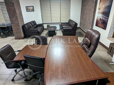 комерційна за адресою Богдана Хмельницького вул., 2/37б