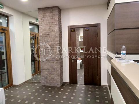 комерційна за адресою Богдана Хмельницького вул., 2/37б