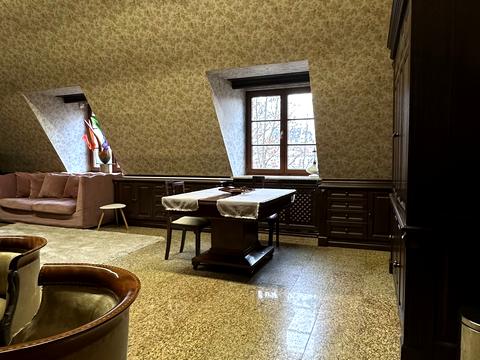 коммерческая по адресу Героев Майдана ул. (Гвардейская), 3