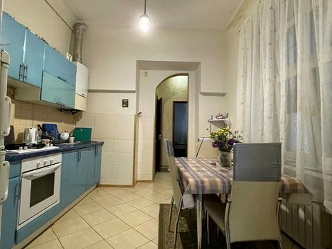 квартира за адресою Пантелеймона Куліша вул., 18