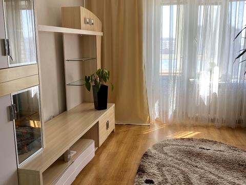 квартира за адресою Анни Ахматової вул., 33