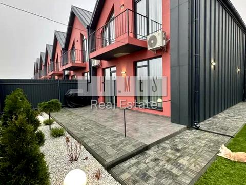 будинок за адресою Квітнева вул.