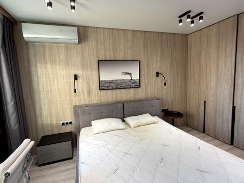 квартира за адресою Академіка Глушкова просп., 9-Є