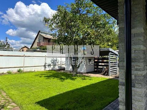 будинок за адресою Центральна вул., 11