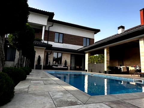 будинок за адресою Берегова вул.