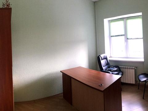 комерційна за адресою Королеви Єлизавети ІІ вул. (Глинки), 2