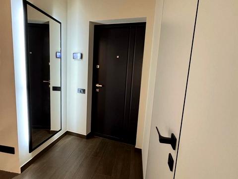 комерційна за адресою Дніпровська набережна вул., 15-К