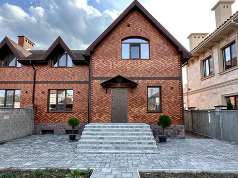 будинок за адресою Лазурна вул.