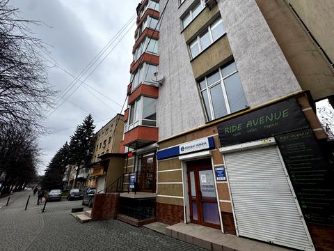 комерційна за адресою Галицька вул., 64а