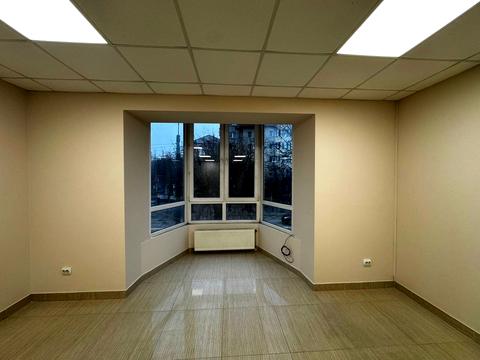 комерційна за адресою Галицька вул., 64а