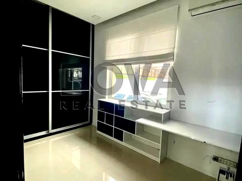 будинок за адресою Івана Виговського вул. (Маршала Гречка), 1