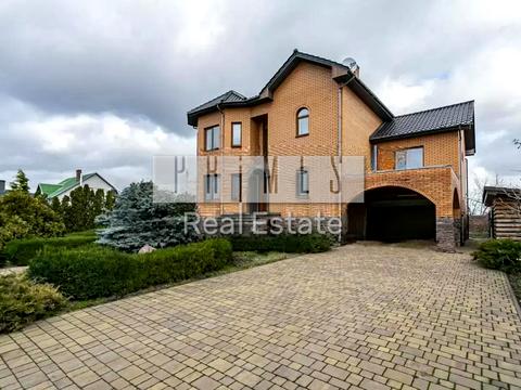 будинок за адресою Квітнева вул., 6