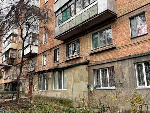 квартира за адресою Української Повстанської Армії вул. (Ватутіна), 30/32