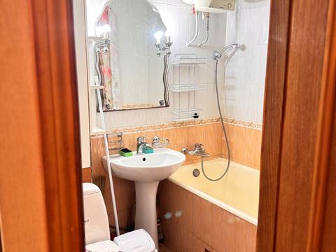 квартира за адресою Олексія Вадатурського вул. (Маршала Малиновського), 17